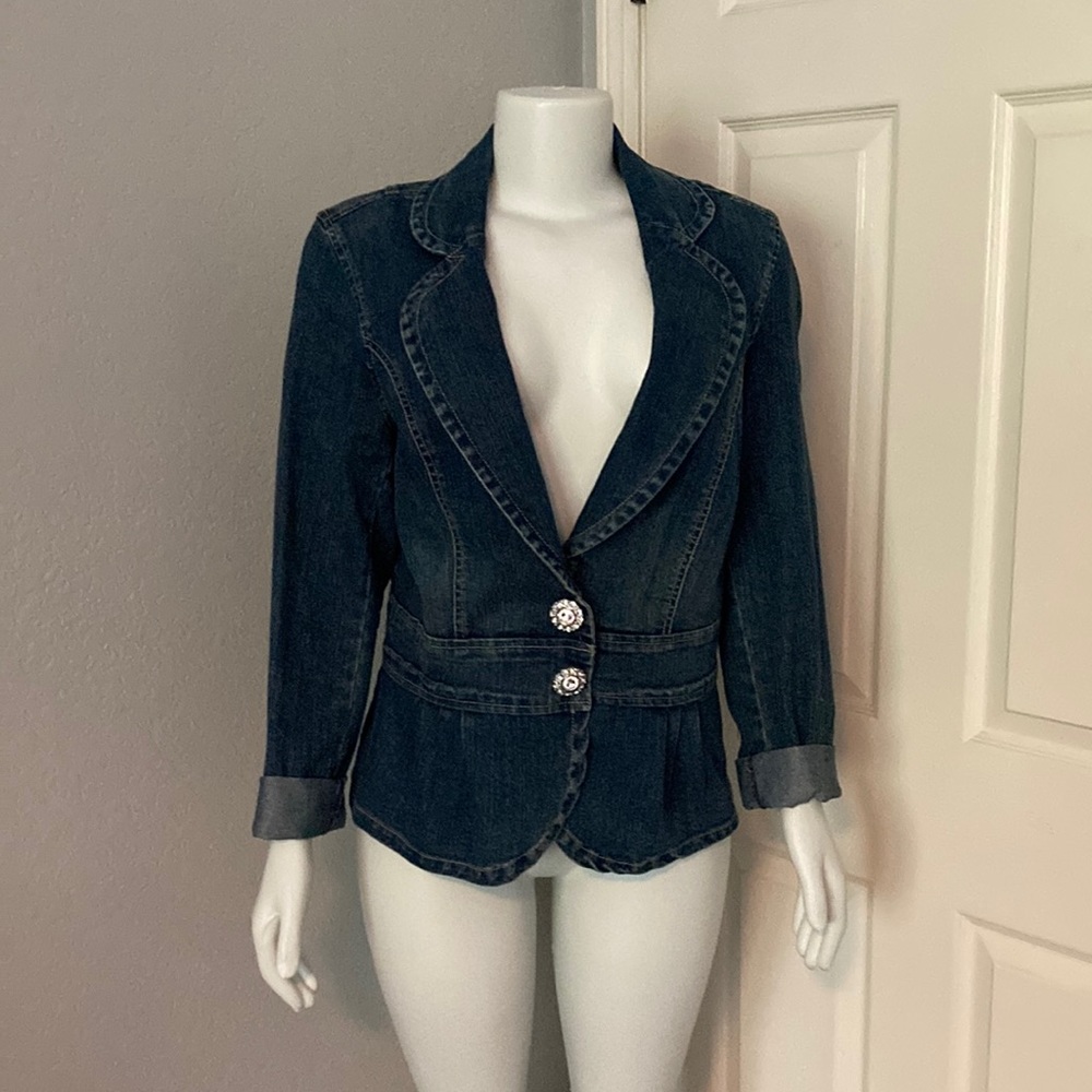 Jean Jacket blazer style with rhinestone buttons SZ: L